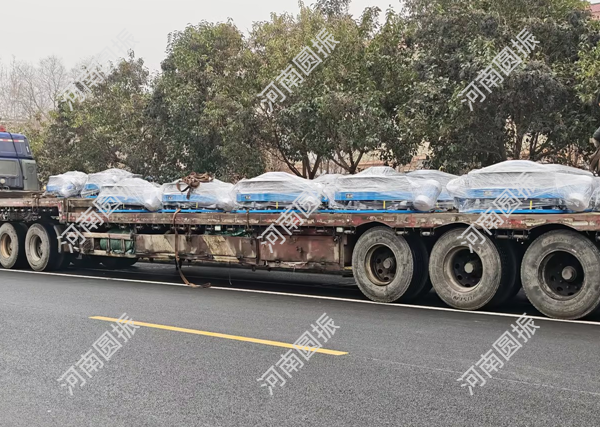 山东省12台直排筛发货