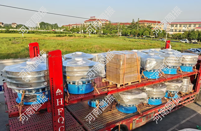 赋能锂电新质生产力｜17 台磷酸铁锂专用超声波振动筛顺利发往四川